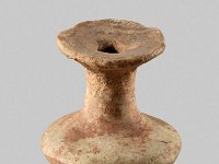 Aeg T 1  Aeg T 1, Theben, Neues Reich, Krug, Grauer Ton, H 11,2 cm, Dm 8,7 cm : Bestandskatalog Ägypten, Museumsfoto: Claus Cordes